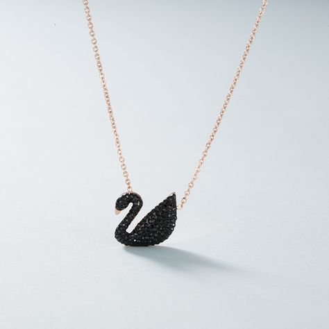 Pandent Design, Black Swan Necklace, Duck Necklace, Galaxy Stuff, Swan Pendant, Swan Necklace, Fancy Jewelry Necklace, Neck Designs For Suits, Little Duck