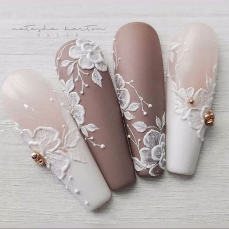 Lace Wedding Nails, Lace Nail Design, Wedding Acrylic Nails, Wedding Nails Bridesmaid, Wedding Day Nails, Maquillage Yeux Cut Crease, Bridal Nails Designs, Bride Indian, Nails Bridesmaid