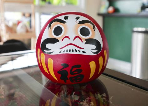 Daruma Doll Tattoo, Japanese Daruma, Visiting Japan, Doll Tattoo, Daruma Doll, Japanese Mythology, Japanese Decor, Japanese Doll, Japan Travel Guide