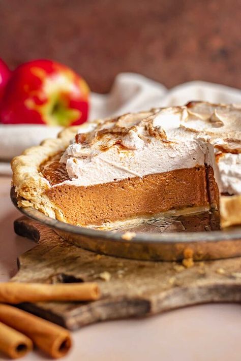 Apple Butter Pie, Cinnamon Whipped Cream, Baking Weights, Autumn Romance, Fall Pies, Homemade Pie Crust Recipe, Homemade Apple Butter, Plum Recipes, Baked Pie Crust