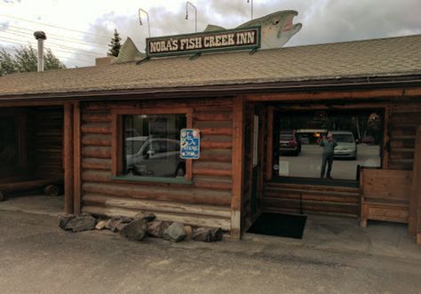 This award winning restaurant is worth the drive from anywhere in America - it's THAT good. Wilson Wyoming, Cabin Restaurant, Famous Restaurants, Usa Bucket List, Yellowstone Trip, Wyoming Cowboys, Wyoming Travel, Jackson Wyoming, Travel Finds