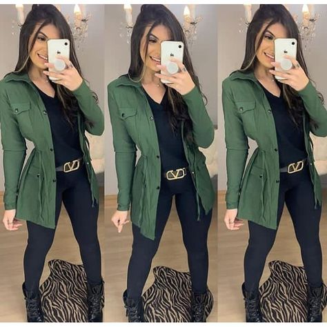 Green Jacket Outfit, Outfit Oversize, Look Casual Chic, Blazer Jackets For Women, Winter Coats Jackets, Office Outfits, New Wardrobe, Green Jacket, Look Cool