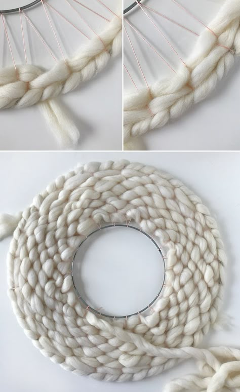 DIY - How to weave a round wall hanging. It's also a modern Christmas wreath! Round Wall Hanging, Super Chunky Wool, Rope Wreath, Circular Weaving, How To Weave, Weaving Wall Hanging, Diy Weaving, Wall Hanging Diy, Weaving Projects