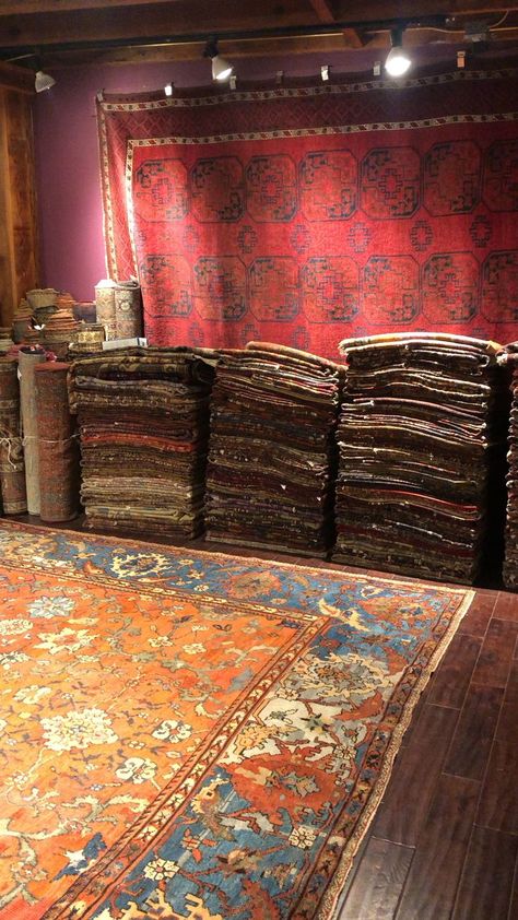 Istanbul Rugs [Video] | Rugs, Travel style, Story video Istanbul Rug, Persian Decor, Persian Calligraphy Art, Antique Persian Carpet, Persian Rug Designs, Mood Instagram, Rugs Usa, Rug Company, Story Video