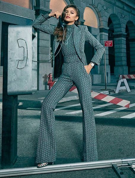 Zendaya Makeup, Looks Kate Middleton, Zendaya Outfits, Winter Wedding Guest Dress, Woman In Suit, Zendaya Style, Woman Suit Fashion, Modieuze Outfits, Mode Inspo