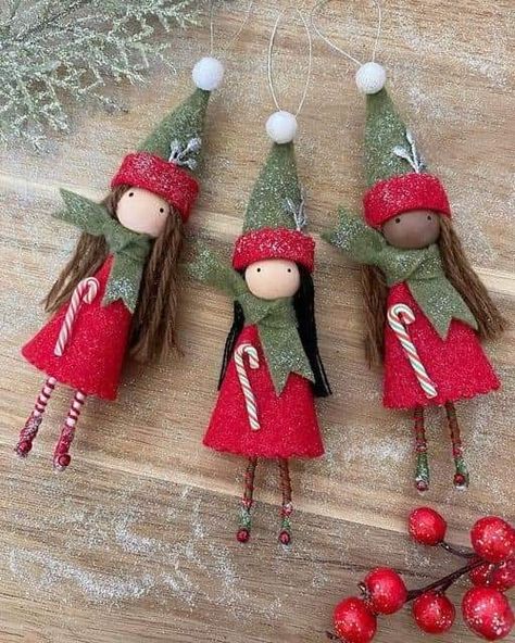 Diy Christmas Dolls, Christmas Dolls Diy, Christmas Dolls Handmade, Christmas Felting Ideas, Elf Ornaments Diy, New Christmas Crafts For 2023, Elf Crafts, Elf Fairy, Christmas Elf Doll