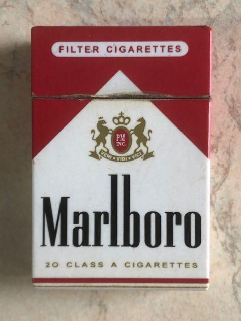 Pack Of Ciggerate, Box Of Ciggarates, Malboro Ciggerate Aesthetic, Malboro Ciggerate, Ciggarates Aesthetic, Stella Art, Beer Table, Puff And Pass, Nikko