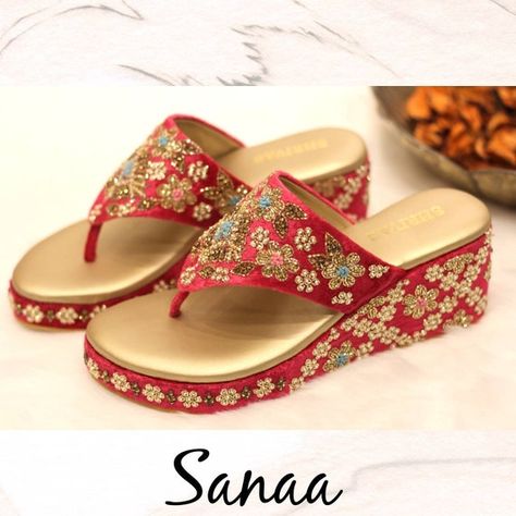 Check out this item in my Etsy shop https://www.etsy.com/uk/listing/1009913839/ethnic-indian-women-velvet-synthetic Bridal Sandals Heels, Bridal Shoes Wedges, Indian Sandals, Embroidery Heels, Bridal Wedges, Wedding Wedges, Diamond Heels, Wedding High Heels, Women Wedges