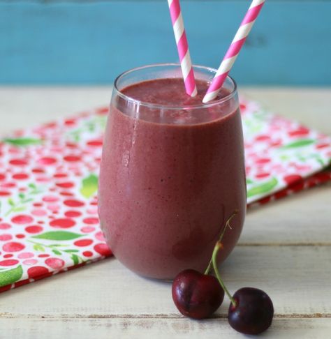 Cherry Vanilla Protein Shake #SmoothieMonday - PB + P Design Greek Yogurt Smoothie Recipes, Vanilla Protein Smoothie, Vanilla Protein Shake, Basil Smoothie, Cantaloupe Smoothie, Recovery Smoothie, Greek Yogurt Smoothie, Smoothie Recipes With Yogurt, Vanilla Protein Shakes