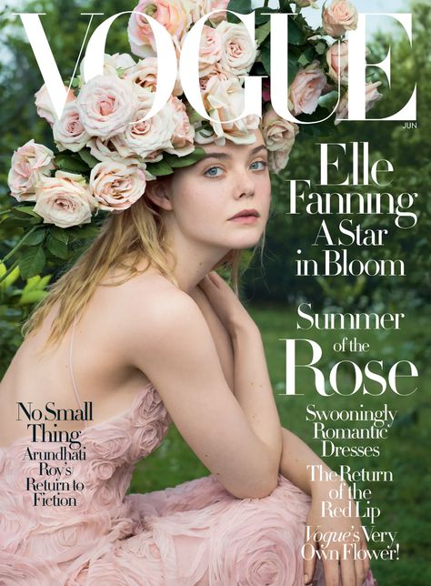 Vogue Spring, Grace Coddington, Fashion Magazine Layout, Vogue Models, Valentino Gowns, Vogue Magazine Covers, Greta Gerwig, Annie Leibovitz, Vogue Us