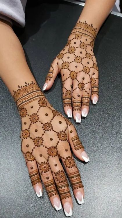 Simple Mehndi Design | Latest hand mehndi designs for girls | Times Now Henne Tattoo, Front Mehndi Design, Simple Mehendi Designs, Tato Henna, मेहंदी डिजाइन, Mehndi Designs For Kids, Very Simple Mehndi Designs, Simple Mehndi Designs Fingers, Full Mehndi Designs