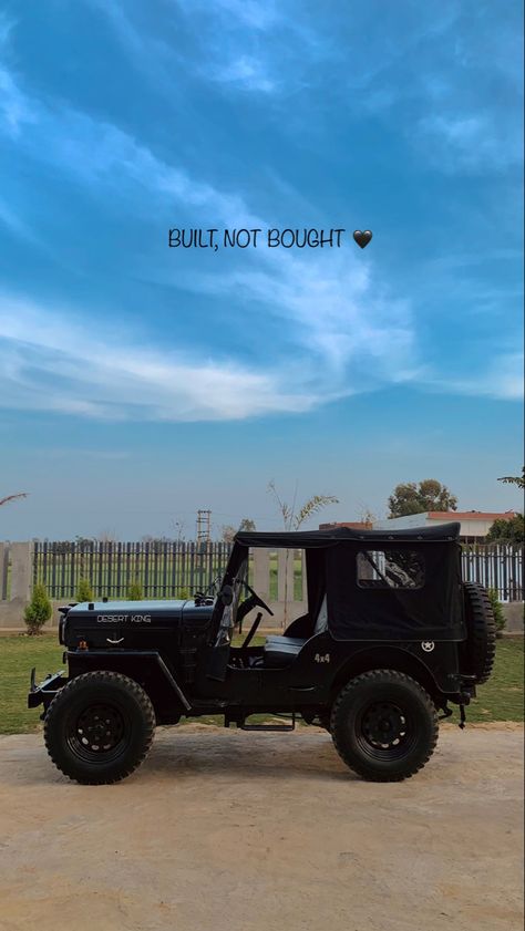 Thar Jeep Caption, Rule Of Thirds Photography, Happy Birthday Bestie Quotes, Night Bike Ride, Bullet Bike Royal Enfield, Military Jeep, Instagram Captions For Friends, Night Biking, Old Jeep