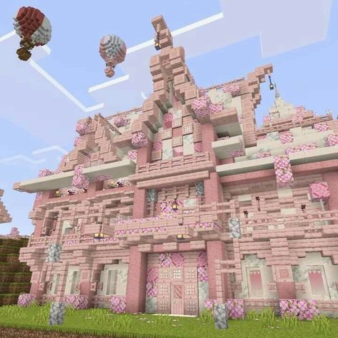 Cherry Blossoms Minecraft Build Ideas, Cherry Blossom Castle Minecraft, Minecraft Pink Castle, Mc House, Pink Minecraft, Blossom House, Mc Builds, Pink Dollhouse, Minecraft Mansion