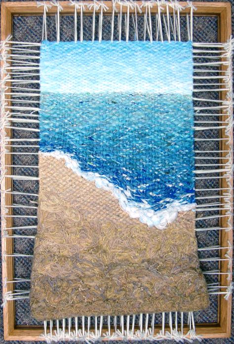 Dimensional Weaving - Martina Celerin 3D fiber art: Beaches, brains and rhubarb pie… Clamshell Quilt, Tapestry Loom Weaving, Beach Canvas Wall Art, Tapestry Loom, Fiber Art Projects, Peg Loom, Weaving Loom Diy, Weaving Wall Hanging, Weaving Loom Projects