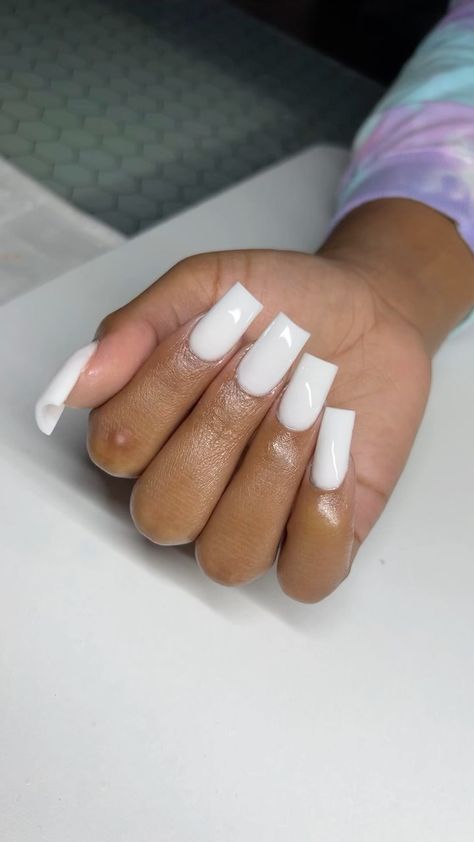 Pure White Nails Acrylic, White Nails Square Medium, White Medium Length Nails, All White Acrylics, Medium White Acrylic Nails, Medium Nails White, Medium White Nails, White Medium Nails, Pure White Nails