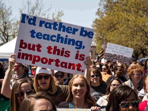 Strike Signs, Strike Ideas, Union Strike, Picket Signs, Teachers Strike, Physics Teacher, Teacher Union, Teacher Signs, Protest Signs