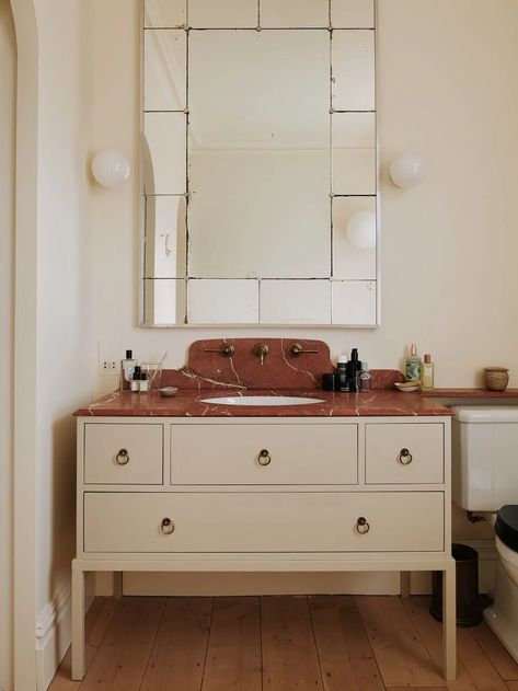 Lucy Williams Shares Her Home Renovation Secrets | SheerLuxe Sliding Bathroom Doors, Rose Uniacke, Snug Room, Lucy Williams, Southern Living Homes, House Blend, London House, Victorian Terrace, House Garden