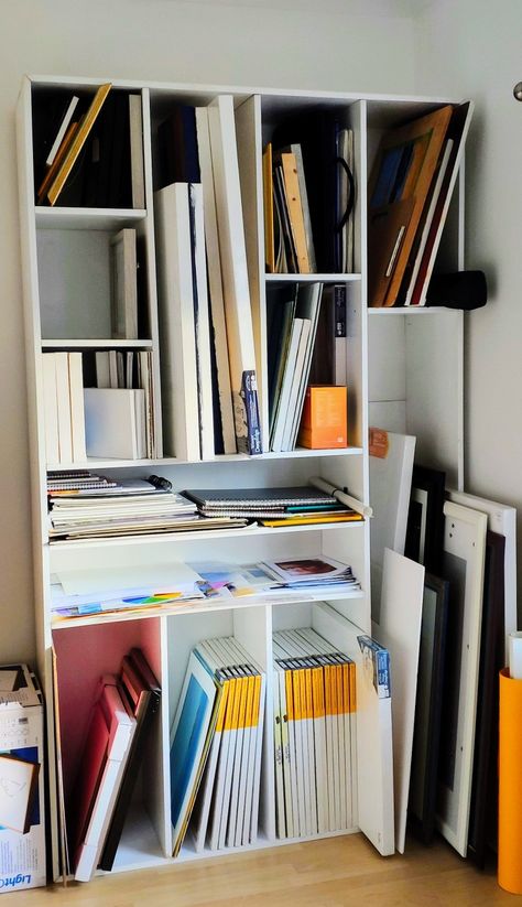 Creative Space Ideas Artist Studios, Studio Organization Artist, Art Storage Small Spaces, Art Storage Aesthetic, Art Room Set Up Home, Shelves For Art Supplies, Creative Art Supply Storage, Art Storage For Small Spaces, Home Art Studio Storage