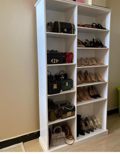 Shoe And Bags Rack Ideas, Bookshelf Purse Display, Shoe And Bag Shelf, Shoe And Bag Rack Ideas For Small Room, Bags Rack Ideas, Bag Cabinet Shelves, Bag Shelves Ideas, Bag Rack Ideas Shelves, Bags Shelves Ideas