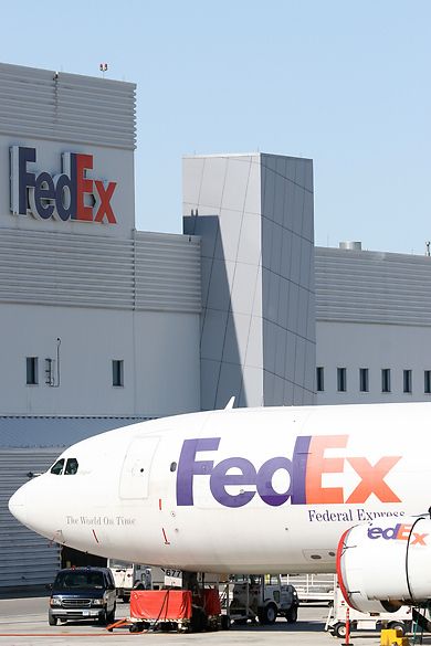 FedEx Express Airbus A300-600 freighter Fake Ft Call, Iphone Screen Repair, Airport Pictures, Delivery Pictures, Credit Card App, Video Call With Boyfriend Screen Photo, Army Pics, Scammer Pictures, Doctor Picture