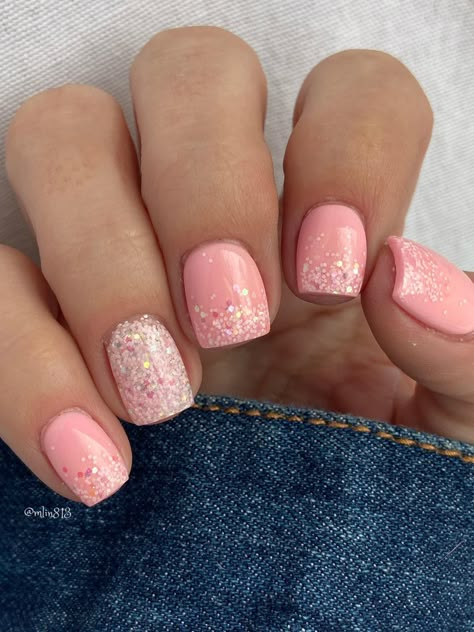 Summer Gel Nails, Gel Nail Art Designs, Glitter Gel Nails, Cute Gel Nails, Art Women, Short Acrylic Nails Designs, Nail Designs Glitter, Dipped Nails, Gel Nail Designs