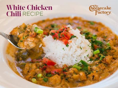 Cheesecake Factory White Chicken Chili, Healthy Chili Crockpot, White Chicken Chilli, White Chicken Chili Recipe Crockpot, Chili White, Chili Recipe Stovetop, White Chicken Chili Healthy, White Chicken Chili Slow Cooker, Cheesecake Factory Recipes