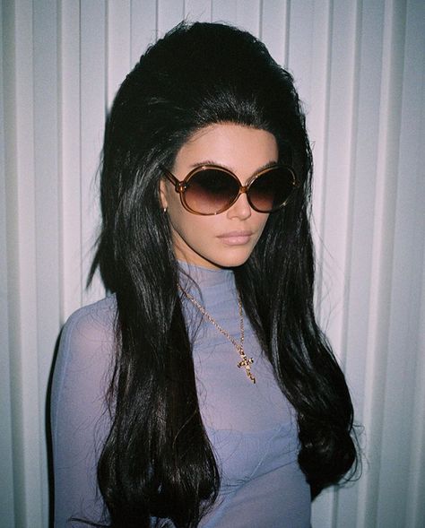 Iconic Black Haired Characters, Fashion Icon Halloween Costume, Kaia Gerber Priscilla, Presilla Presley Costume, Percilla Presley Halloween Costume, Halloween Costumes Women Dark Hair, Black Haired Halloween Costumes, Priscilla Presley Costume Halloween, Dark Hair Costumes