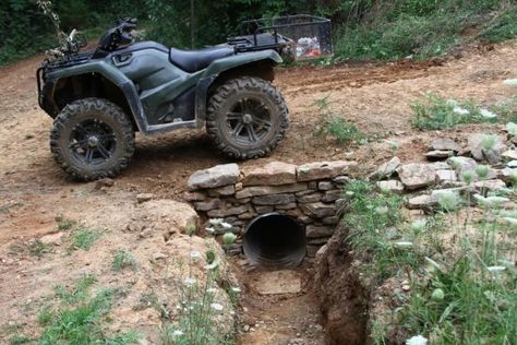 The finished culvert retaining wall. Culvert Retaining Wall, Culvert Bridge, Culverts Ideas, Driveway Culvert, Farm Entrance, Horse Shelter, Concrete Retaining Walls, Driveway Entrance, Drainage Solutions