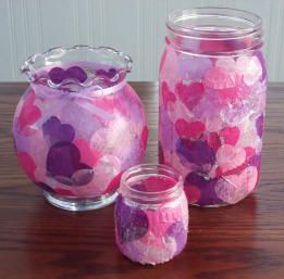 Tissue paper vases! So easy! Modge Podge glue, tissue paper, and a vase...that's all you need! Tissue Paper Art, Vases Ideas, Tissue Paper Crafts, Mod Podge Crafts, Heart Vase, Paper Vase, Elmer's Glue, Preschool Valentines, Modge Podge