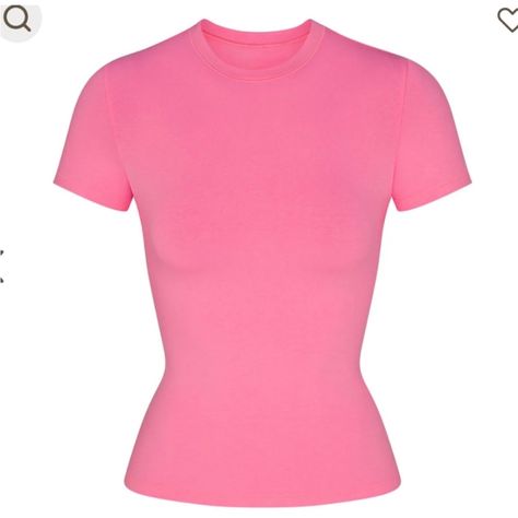 Skims Cotton Jersey T-Shirt Color Pink Sugar Size Small Still In The Package! Fame Clothes, Pink Scrubs, Clothing Wishlist, Pink Sugar, Pink Tee, Pink Tshirt, Cotton Tank Top, Pink Outfits, Pink Shirt