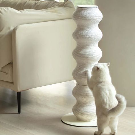 Minimalist Cat Scratcher, Trendy Cat Furniture, Cat Condo Aesthetic, High End Cat Furniture, Aesthetic Cat Scratcher, Cute Cat Scratcher, Cat Scratcher Aesthetic, Cat Trees Aesthetic, Aesthetic Cat Products