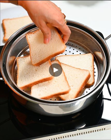 Hostel Food Hacks, Making Breadcrumbs, 2min Snacks, Leftover Bread Recipes, Bread Snacks Recipe, Leftover Bread, Bread Snacks, Vegetarian Snacks Recipes, Tasty Recipes Videos