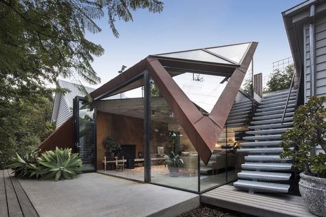 Gallery of Lit Up: 16 Projects Illuminated by Skylights - 33 Modern Roof Design, Houses Architecture, Modern Roofing, Heritage House, Modern Architecture House, House Extensions, Roof Design, Architecture Photo, Residential Architecture