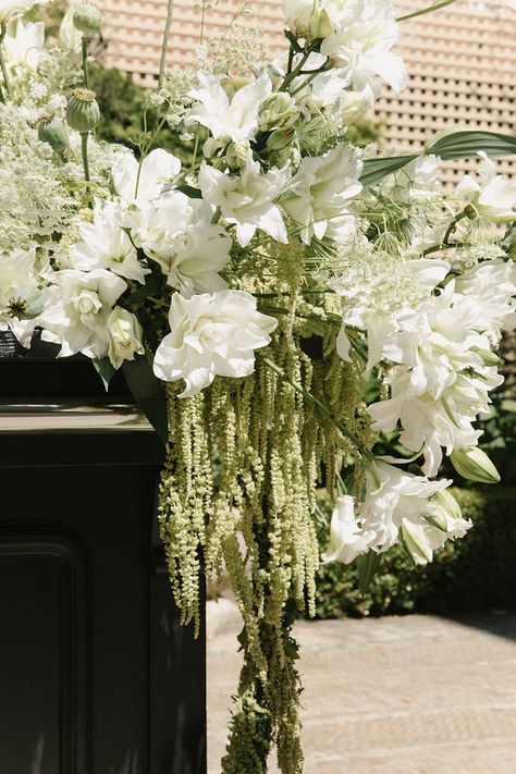 Jessica and Jordan's Luxurious and Intimate Wedding Day Amaranthus Arrangement Wedding, Green Amaranthus Wedding, Black Tie Wedding Florals, Amaranthus Arrangement, Amaranthus Wedding, Ingredients Design, Bar Arrangement, Birthday Deco, Mallorca Wedding