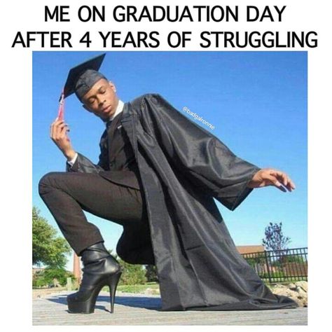 Funny Graduation Pictures, Graduation Meme, Proud To Be Me, Hampton University, Flipagram Instagram, Graduation Picture Poses, Graduation Funny, Reaction Face, Cap And Gown