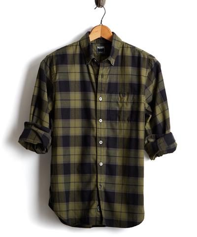 Green Flannel Outfit, Checked Shirt Outfit, Man Dress Design, Plaid Shirt Outfits, Mode Swag, Check Shirt Man, Shirt Outfit Men, Style Masculin, Check Shirts