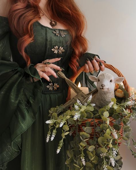 🕯️🌱 Blessed Imbolc 🌱🕯️ . The fourth outfit in my Sabbat series, Imbolc - celebrated on the 7th August in the Southern Hemisphere - is inspired by the Celtic Goddess, Brigid 🌱 The Wheel of The Year has turned and it’s time to celebrate Imbolc, the harbinger of Spring and a time for renewal, rebirth & the welcoming of brighter days after the darkness of Winter. Imbolc ushers in the first stirrings of growth within the earth, as the new sprouts begin to stretch towards the sun and start again ... Brigid Aesthetic, Blessed Imbolc, Celebrate Imbolc, Goddess Brigid, Goddess Of Spring, The Wheel Of The Year, Goddess Outfit, Celtic Goddess, Towards The Sun