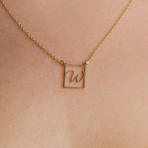 Excited to share the latest addition to my #etsy shop: Customized Rectangle Frame Initial Necklace, Personalized Tiny Letter Necklace, Minimalist Initial Necklace, Dainty Letter Necklace https://etsy.me/3HUdmZa #letterswords #yes #women #silver #goldletternecklace #ini Framed Initials, Wedding Flower Jewelry, Gold Letter Necklace, Jewelry Design Drawing, Rectangle Frame, Rose Gold White, Necklace Minimalist, Name Jewelry, Necklace Dainty