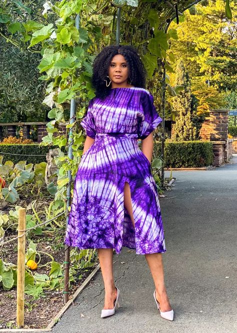 Tie And Die, Silk Dresses Outfit, Purple Silk Dress, Purple Dye, Ankara Dresses, Purple Colour, American Wedding, Vibrant Purple, African Style