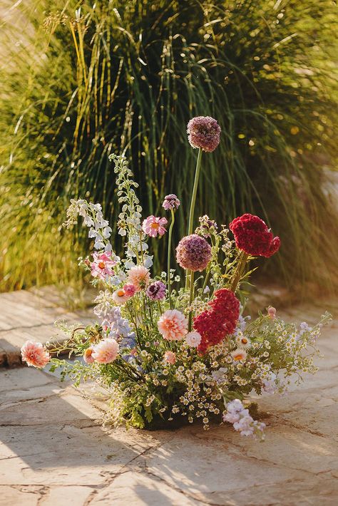 Wedding Flowers Meadow, Ground Arrangements Wedding, Floral Ground Arrangement, Wedding Sign Floral Arrangement, Italian Flower Arrangements, Ground Floral Arrangements Wedding, Italian Flowers, Altar Flowers, Lady Bird Johnson Wildflower Center