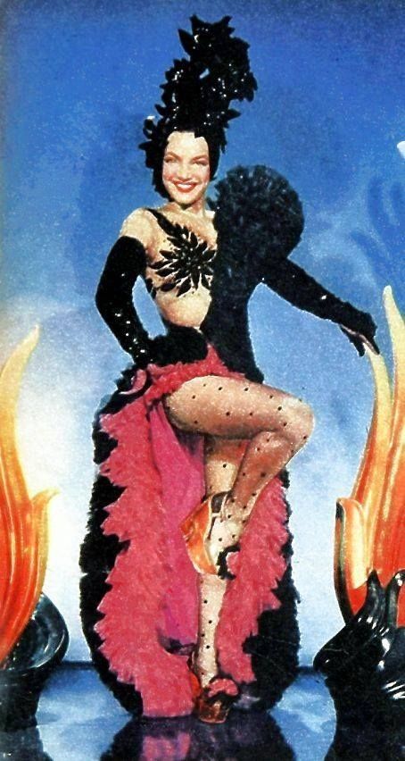 Carmen Miranda Carmen Miranda Costume, Brazilian Samba, Carmen Miranda, Brigitte Bardot, Vintage Hollywood, Grace Kelly, Cabaret, Hollywood Glamour, Hollywood Stars