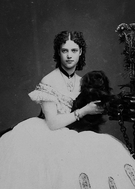 Princess Dagmar of Denmark, later Empress Maria Feodorovna Dagmar Of Denmark, Empress Maria Feodorovna, Royal Houses, Nicolas Ii, Maria Feodorovna, Royal Photography, Royal Women, House Of Romanov, Romanov Dynasty