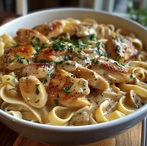 Chicken with Buttered Noodles – Naomi's Recipes Buttered Noodles With Chicken, Chicken And Egg Noodles Recipe Stovetop, Noodles And Company Recipes, Meals With Noodles, Struggle Meals Recipes, Dinner With Rotisserie Chicken, Noodles And Chicken, Buttery Noodles, Chicken And Egg Noodles