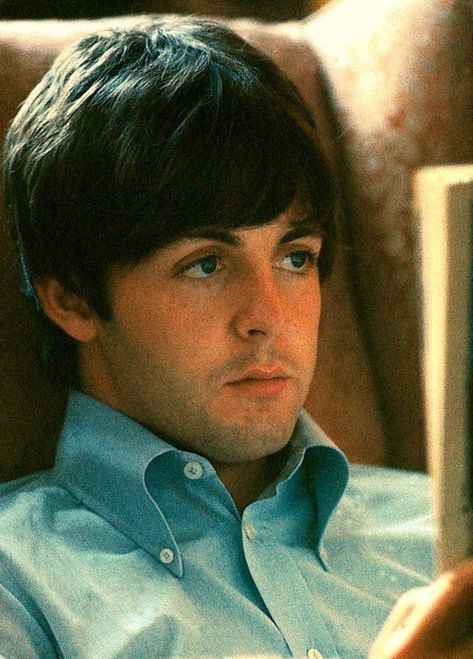 Sir Paul McCartney Paul Mccartney, A Book, A Man, Reading, Blue