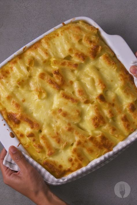 Best Pasta Bake Recipe, Mince Pasta Bake, How To Cook Macaroni, Mince Dishes, Foodies Of Sa, Lasagne Sheets, Beet Salad Recipes, Macaroni Recipes, Mince Recipes