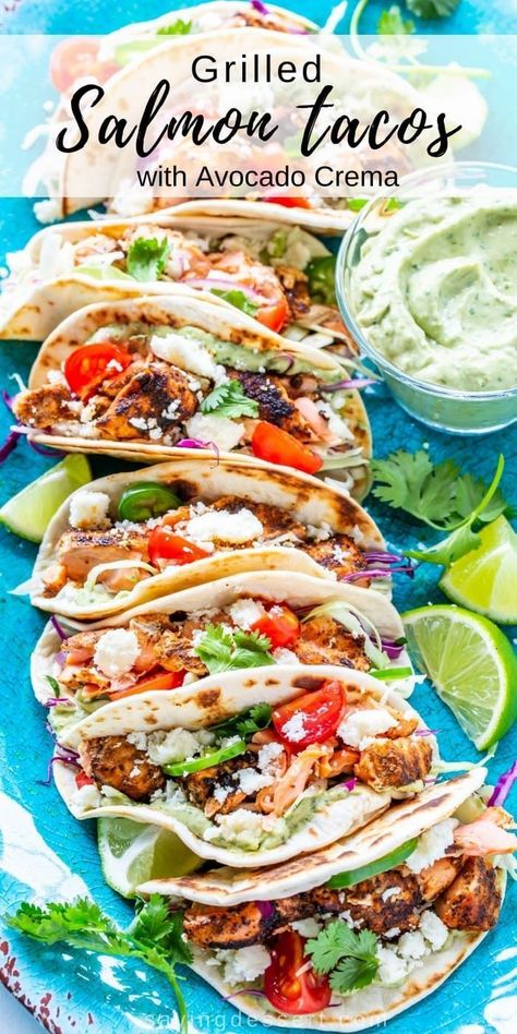 Grilled Salmon Tacos, Easy Tacos, Spicy Slaw, Tacos With Avocado, Garlic Butter Salmon, Salmon Tacos, Plats Healthy, Avocado Crema, Butter Salmon