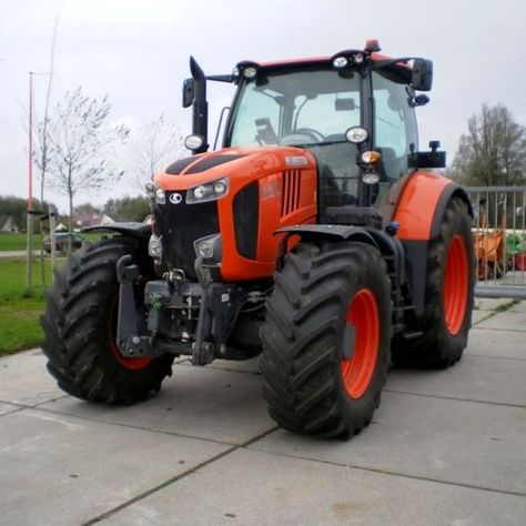 Marine Diesel Engine, Farming Life, Kubota Tractor, Tractor Accessories, Making Water, Kubota Tractors, Petrol Station, Farm Tractor, Farm Equipment