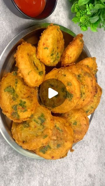 Instant Nashta Recipe, Bengan Recipes Indian, Instant Recipes Indian Snacks, Veg Snacks Recipes Indian, Healthy Snacks Recipes Indian, Veg Recipes Videos, Indian Snacks Vegetarian, Indian Snack Recipes At Home, Instant Snacks Recipes Indian