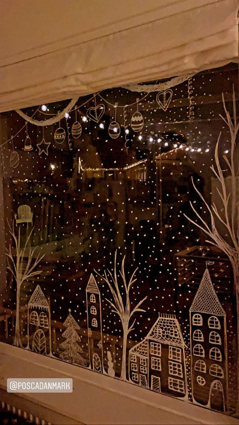 30 Cute Christmas Window Painting Ideas - Nikki's Plate Christmas Anthropologie Display, Winter Storefront Window Displays, Anthropology Inspired Diy, Window Paintings Christmas, Painting Christmas Windows, Cute Christmas Window Paintings, Xmas Window Painting Ideas, Paint Windows For Christmas, No Waste Christmas Decor