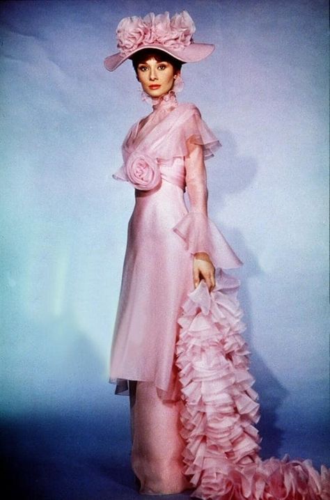 My Fair Lady (1964) Audrey Hepburn Wedding Dress Inspiration, My Fair Lady Dress, Audrey Hepburn My Fair Lady, Audrey Hepburn Wedding Dress, Audrey Hepburn Wedding, Audrey Hepburn Outfit, Audrey Hepburn Pictures, Hepburn Quotes, Audrey Hepburn Dress